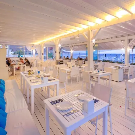 Mavi Beyaz Hotel Palamutbuku