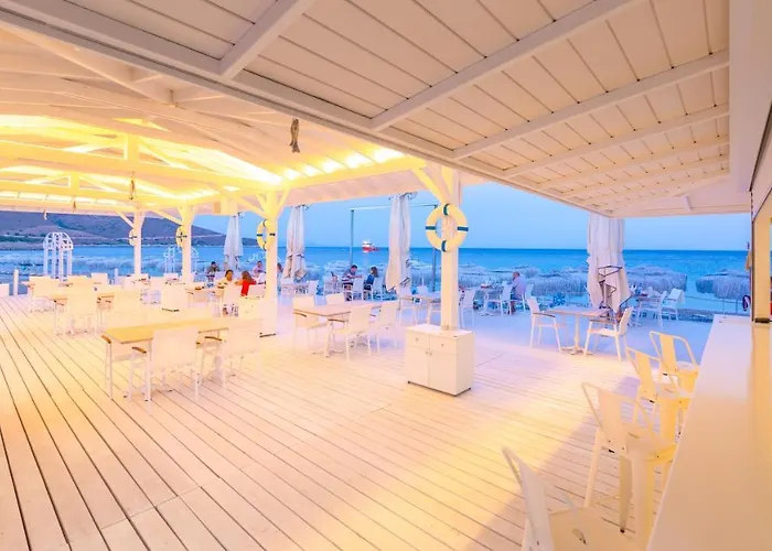 Mavi Beyaz 3* Palamutbuku