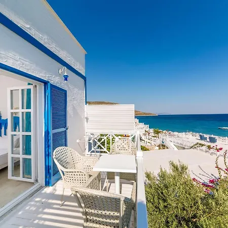 Mavi Beyaz Hotel Palamutbuku