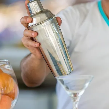 Mavi Beyaz Hotel Palamutbuku