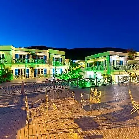 Отель Mavi Beyaz 3*